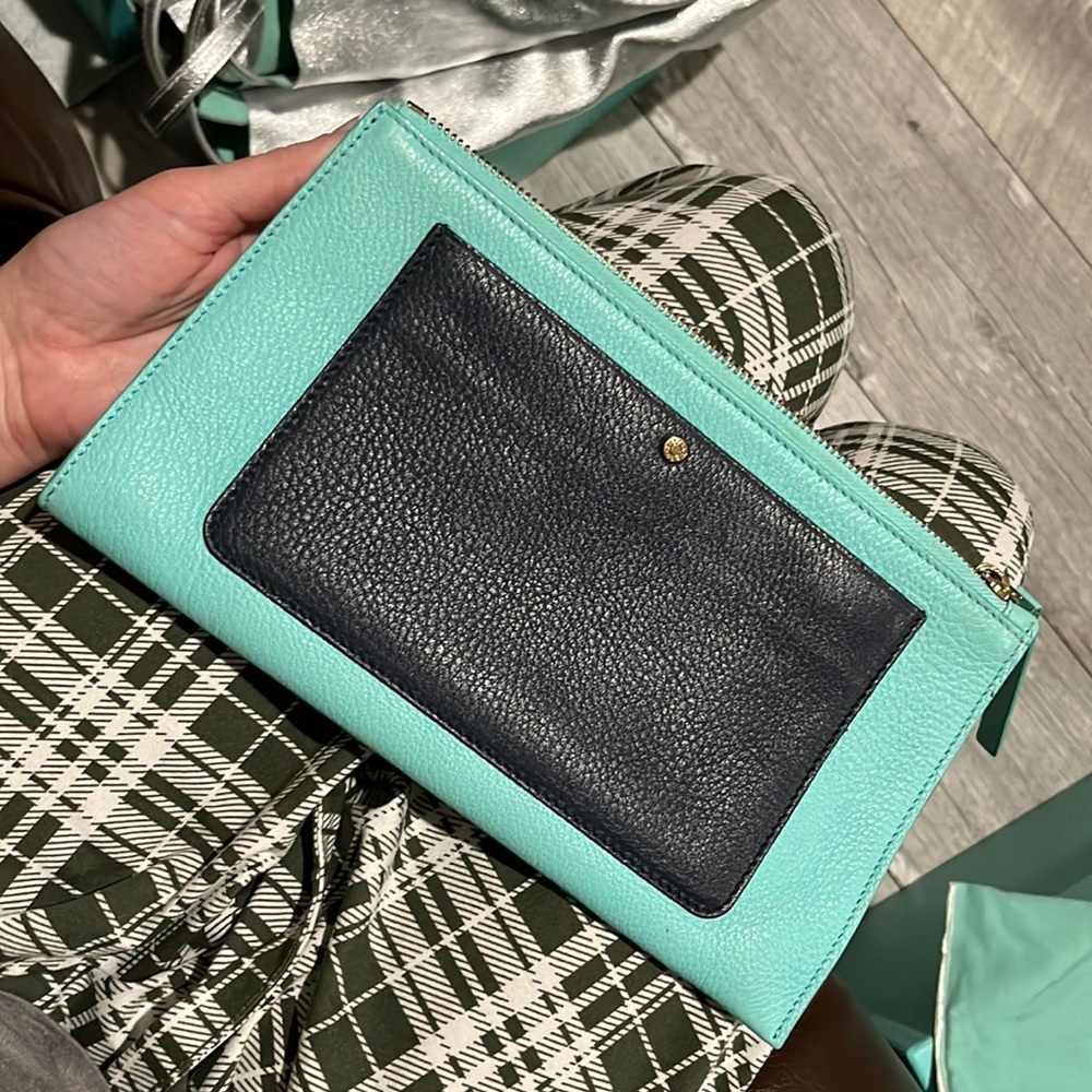 🦋Tiffany & Co Wristlet 🦋